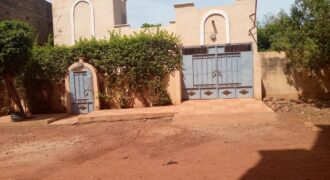 Villa 3 chambres à vendre – Baco Djicoroni Golf, titre foncier
