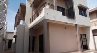 Villa duplex 4 chambres à louer – Faladié Bolé, Bamako