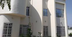 A vendre belle villa luxueuse Sabalibougou Kourani (Bamako) avec Piscine A vendre belle villa luxueuse Sabalibougou Kourani (Bamako) avec Piscine