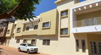 Immeuble de luxe à louer à Bamako ACI 2000 ~ bureau à louer aci2000