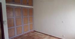 Maison à louer à Magnambougou: 6 chambres, 1 salon, 5 salles de bain Maison à louer à Magnambougou: 6 chambres, 1 salon, 5 salles de bain