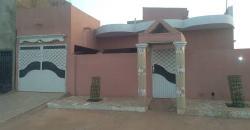 VILLA A VENDRE A SIRAKORO CITE EDM: 3 CHAMBRES, SALON, DOUCHES VILLA A VENDRE A SIRAKORO CITE EDM: 3 CHAMBRES, SALON, DOUCHES