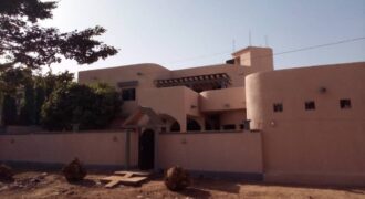 Bâtiment commercial à louer – Faladié, Bamako