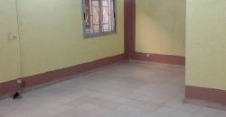 Maison non meublée à louer à la Cité BMS Maison non meublée à louer à la Cité BMS