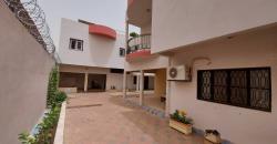 Villa a vendre a Faladie Bamako: 1200 m2, titre foncier Villa a vendre a Faladie Bamako: 1200 m2, titre foncier