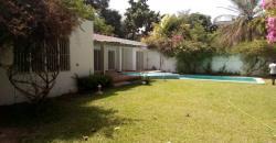 Villa avec piscine de 3 chambres à louer à Badalabougou EST Villa avec piscine de 3 chambres à louer à Badalabougou EST