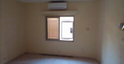 Villa non meublée à louer à Torokorobougou: 4 chambres, 1 salon, 3 salles de bain, piscine Villa non meublée à louer à Torokorobougou: 4 chambres, 1 salon, 3 salles de bain, piscine