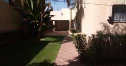 Villa non meublée à louer à Torokorobougou: 4 chambres, 1 salon, 3 salles de bain, piscine Villa non meublée à louer à Torokorobougou: 4 chambres, 1 salon, 3 salles de bain, piscine