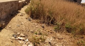 Terrain 300 m² (15/20) à vendre – Kati, près du poste