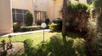 Villa 4 chambres avec piscine à louer – Torokorobougou
