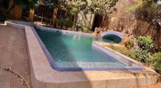 Villa meublée 8 chambres avec piscine à louer – Missabougou