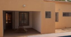 Villa non meublée à louer à korofina Villa non meublée à louer à korofina