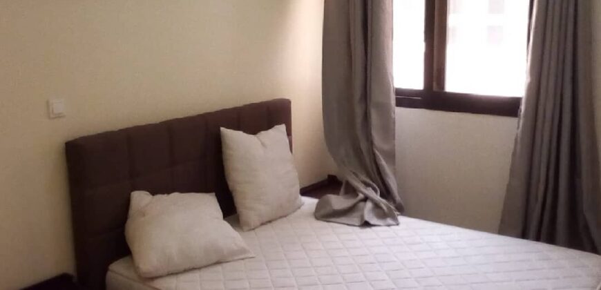 Appartement meublé 3 chambres haut standing à louer – ACI 2000