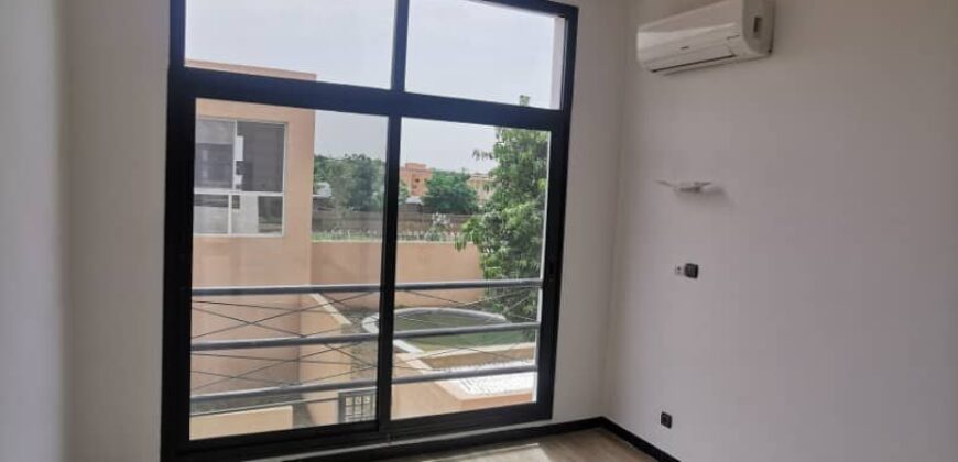 Villa 4 chambres à vendre – Sébénikoro, titre foncier