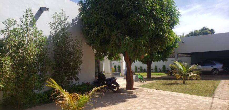 Villa meublée 4 chambres à louer – Kalaban Coro Plateau