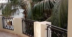 A louer à la Cité du Niger villa duplex non meublée avec piscine A louer à la Cité du Niger villa duplex non meublée avec piscine