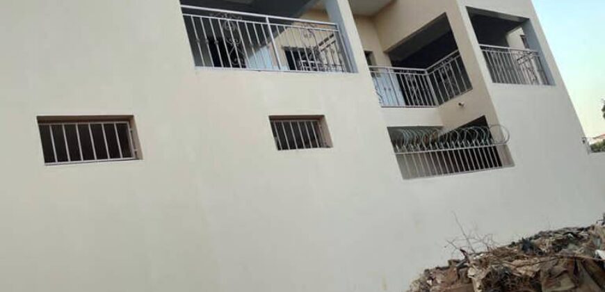 Immeuble de 4 appartements à louer – Hamdallaye ACI 2000