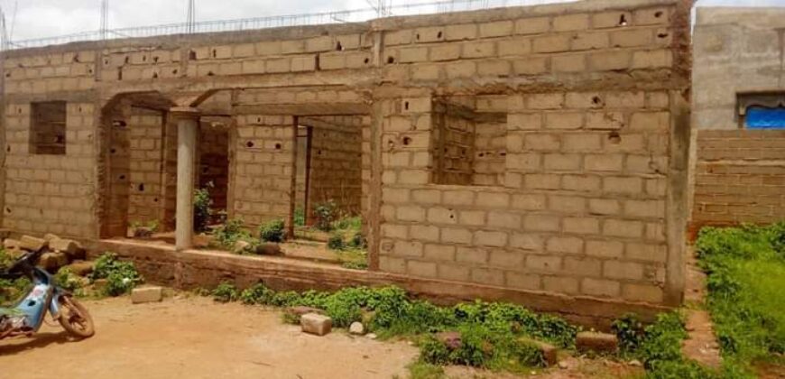 Terrain de 300 m² à vendre – Dialakorodji, Kati