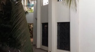 Villa duplex 4 chambres avec piscine à louer – Cité du Niger