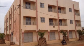 Immeuble R+2 multifonctionnel de 600 m² à vendre – Koko Plateau, Kati