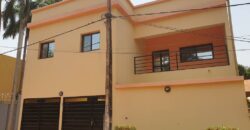 Villa duplex non meublée avec piscine à louer à Badalabougou Est Villa duplex non meublée avec piscine à louer à Badalabougou Est