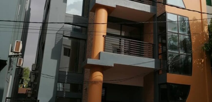 Immeuble de bureaux R+2 à louer – Hamdallaye ACI 2000, Bamako