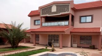 Villa duplex 3 chambres avec piscine à louer – Sotuba, Bamako