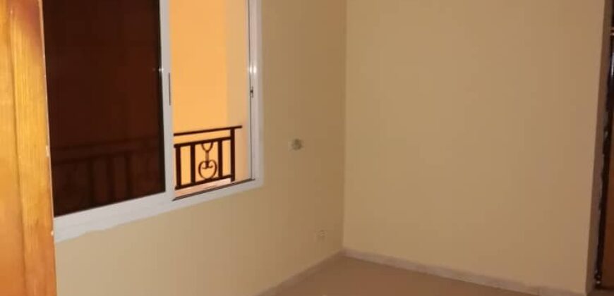 Villa duplex 6 chambres avec piscine à louer – Cité du Niger, Bamako