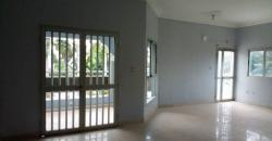Villa Duplex non meublée à louer à la Cité du Niger Bamako Villa Duplex non meublée à louer à la Cité du Niger Bamako