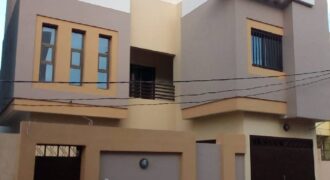 Triplex 5 chambres à louer – Niaréla, Bamako
