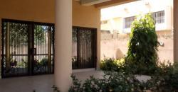Villa avec piscine à louer à Badalabougou Est Villa avec piscine à louer à Badalabougou Est