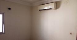 Villa duplex non meublée à louer à Badalabougou Est avec piscine Villa duplex non meublée à louer à Badalabougou Est avec piscine