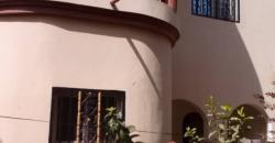 Villa duplex non meublée à louer à Badalabougou Est avec piscine Villa duplex non meublée à louer à Badalabougou Est avec piscine