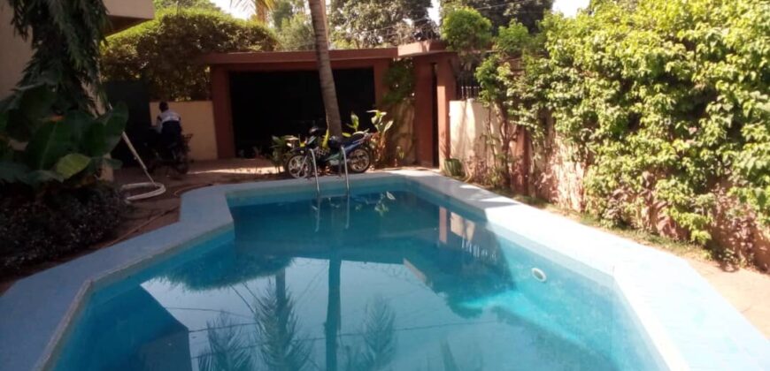 Villa duplex 4 chambres avec piscine à louer – Badalabougou Est, Bamako