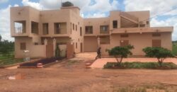 Local à usage commercial à vendre ou à louer à Dyalokorobougou route de Ségou Local à usage commercial à vendre ou à louer à Dyalokorobougou route de Ségou