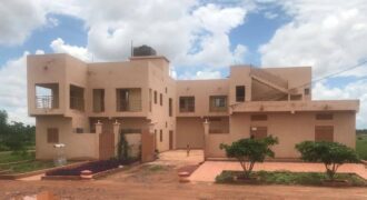 Site commercial de 700 m² à vendre ou à louer – Dialakorobougou, route de Ségou