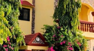 Villa duplex 6 chambres de 350 m² à louer – SEMA 2, Sébénikoro