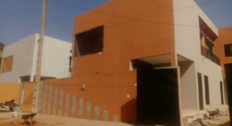 Villa duplex 4 chambres à louer – Station Oryx, Sébénikoro