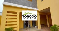 A vendre jolie villa duplex à Baco Djikoroni Golf A vendre jolie villa duplex à Baco Djikoroni Golf