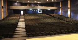 Immeuble commercial à vendre plein centre à Bolibana Immeuble commercial à vendre plein centre à Bolibana