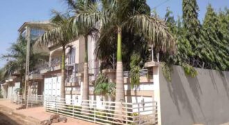 Villa duplex 5 chambres avec jardin à louer – SEMA 2, Sébénikoro