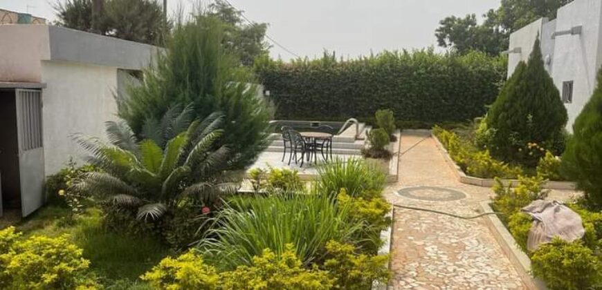 Villa meublée 3 chambres avec piscine à louer – Faladié, Bamako