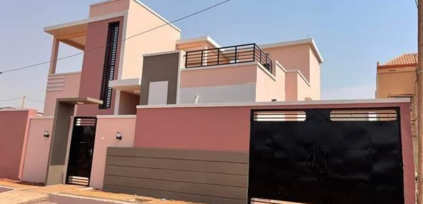 Villa moderne 4 chambres à vendre – Sirakoro, Bamako