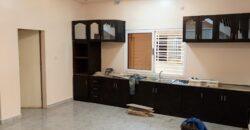 VILLA À VENDRE À SÉBÉNIKORO VILLA À VENDRE À SÉBÉNIKORO