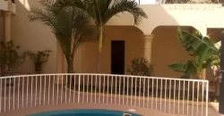 Villa avec piscine à louer à Niaréla Villa avec piscine à louer à Niaréla