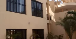 Villa avec piscine à louer à Niaréla Villa avec piscine à louer à Niaréla