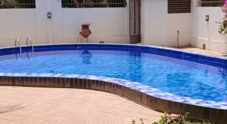 Villa avec piscine à louer à la Cité du Niger