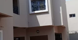 Maison en duplex à louer à l’ACI 2000 Maison en duplex à louer à l’ACI 2000