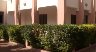 Villa meublée 4 chambres avec piscine à louer – Hippodrome, Bamako