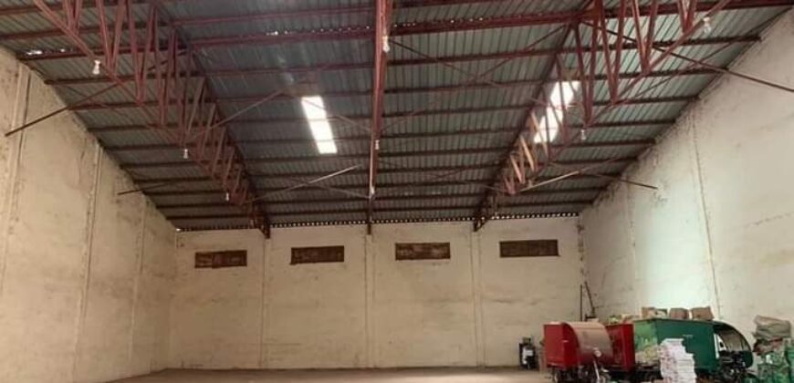 Entrepôt de 705 m² à louer – Sotuba, Bamako